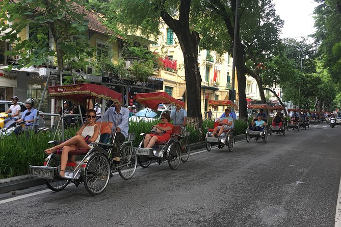 Amazing Hanoi Sightseeing Cyclo Tour