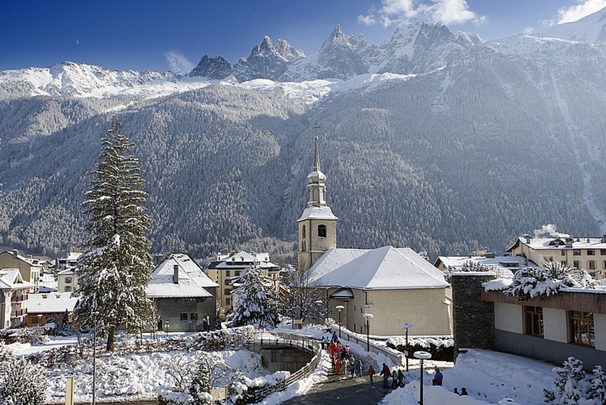 chamonix-mont-blanc-winter